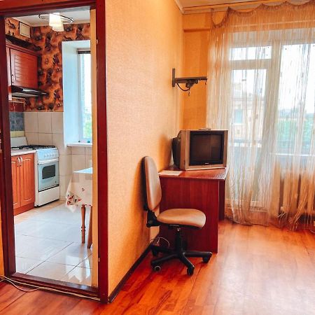 Apartment Near Metro Station Darnitsa Киев Экстерьер фото
